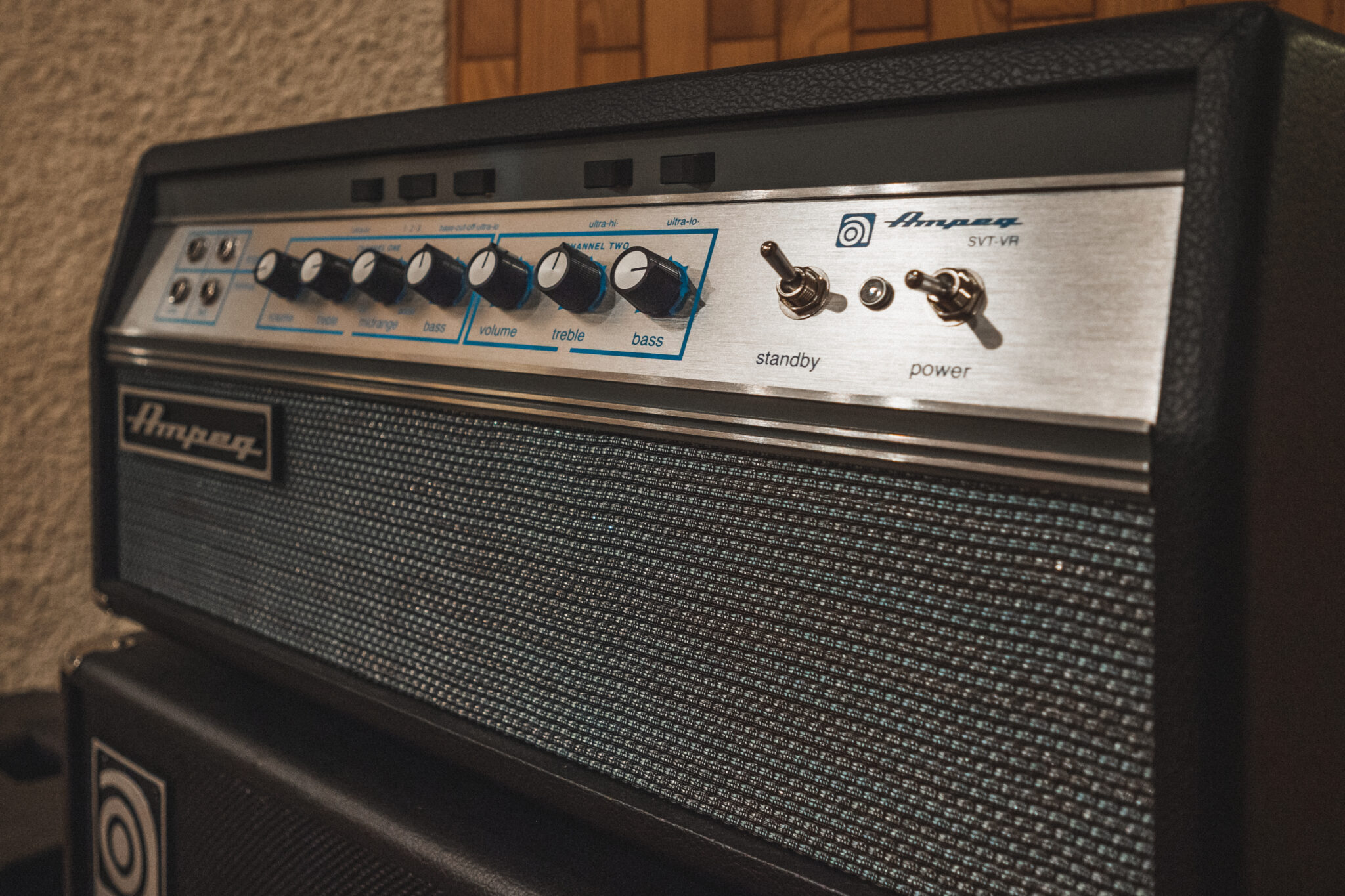 Ampeg SVT-VR tout lampes...
